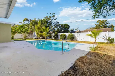 452 Laurie Street Melbourne FL 32935