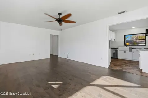 452 Laurie Street Melbourne FL 32935