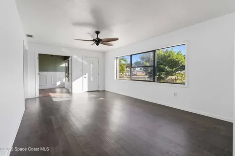 452 Laurie Street Melbourne FL 32935