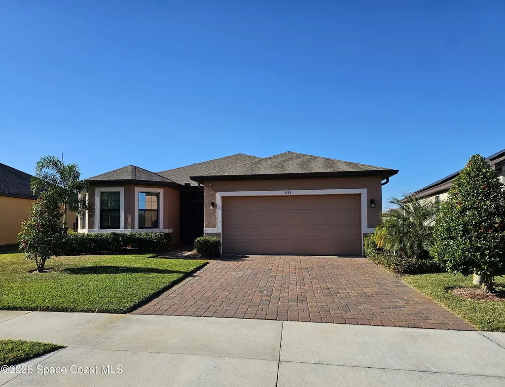 653 Old Country Road SE Palm Bay FL 32909
