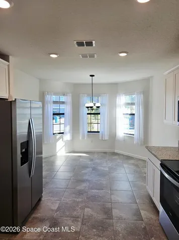 653 Old Country Road SE Palm Bay FL 32909