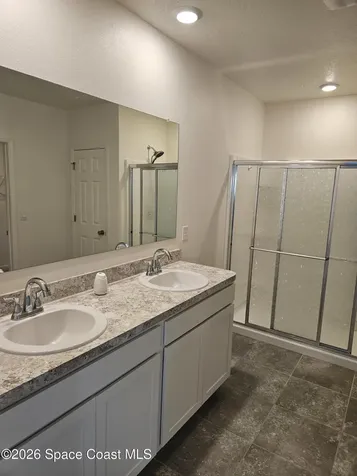 653 Old Country Road SE Palm Bay FL 32909