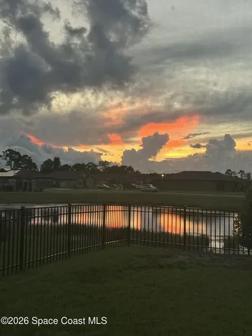 653 Old Country Road SE Palm Bay FL 32909