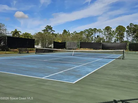 653 Old Country Road SE Palm Bay FL 32909
