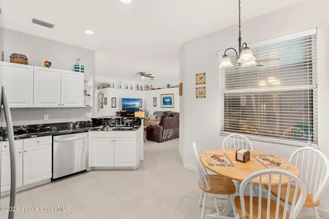 571 Gardendale Circle SE Palm Bay FL 32909