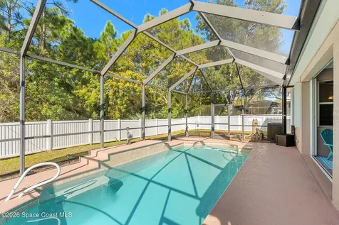 571 Gardendale Circle SE Palm Bay FL 32909