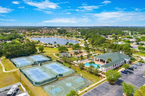 571 Gardendale Circle SE Palm Bay FL 32909