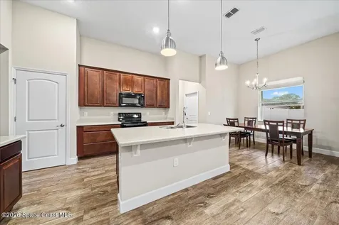 4632 Shannock Avenue Merritt Island FL 32953