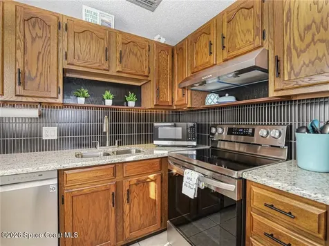 36 Vista Gardens Trail Vero Beach FL 32962