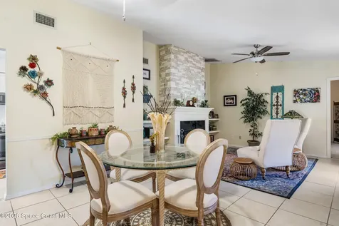 742 Timber Ridge Trail SW Vero Beach FL 32962