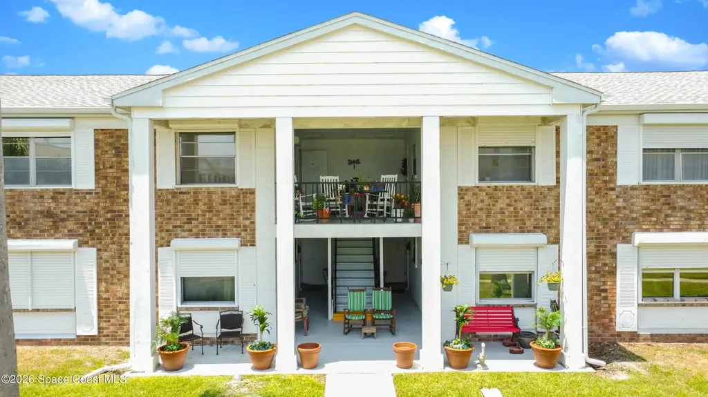 190 E Olmstead Drive Titusville FL 32780