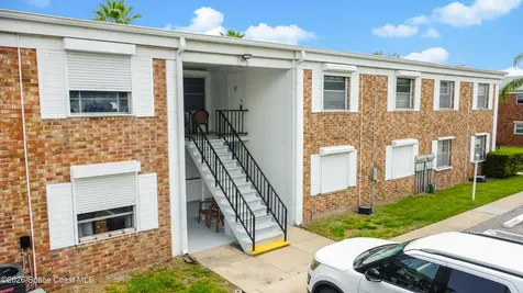 190 E Olmstead Drive Titusville FL 32780