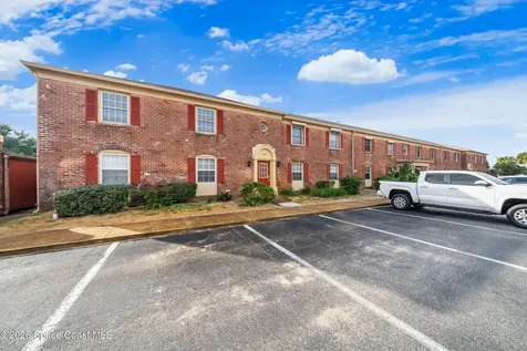 913 S Colonial Court Indian Harbour Beach FL 32937