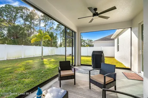 1154 Captiva Island Circle SW Palm Bay FL 32908
