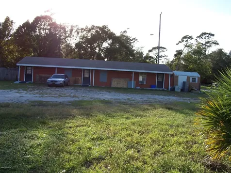 3172 Highway 1 Mims FL 32754