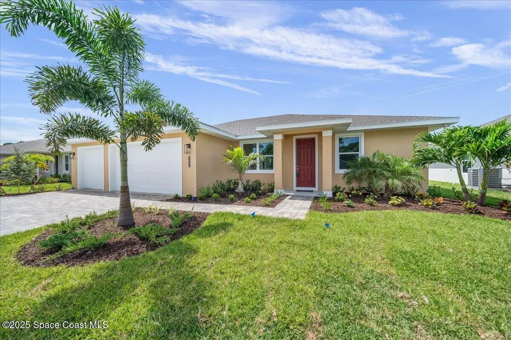 1035 Captiva Island Circle SW Palm Bay FL 32908