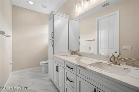 1035 Captiva Island Circle SW Palm Bay FL 32908