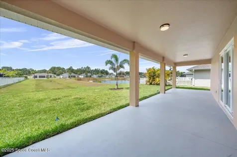1035 Captiva Island Circle SW Palm Bay FL 32908