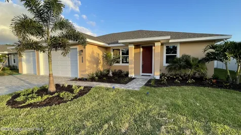1035 Captiva Island Circle SW Palm Bay FL 32908