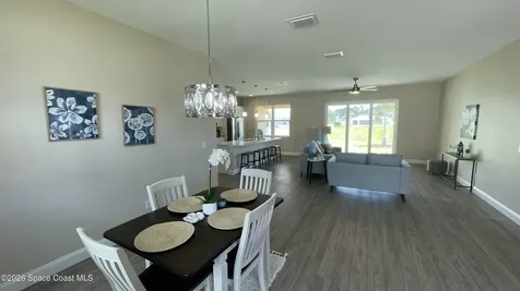 1035 Captiva Island Circle SW Palm Bay FL 32908