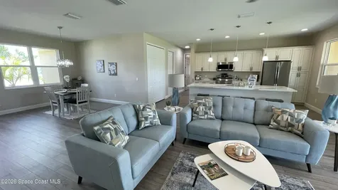 1035 Captiva Island Circle SW Palm Bay FL 32908
