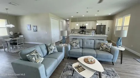 1035 Captiva Island Circle SW Palm Bay FL 32908