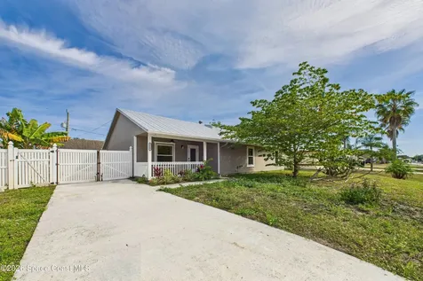 3709 SW Haines Street Port St. Lucie FL 34953