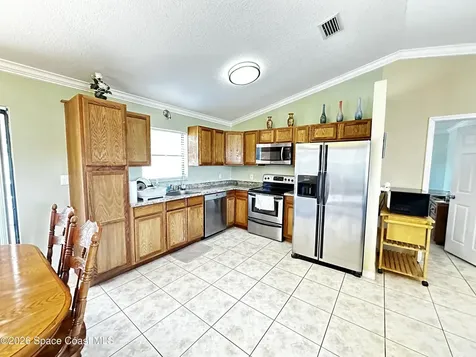 7200 Oakwood Avenue Cocoa FL 32927