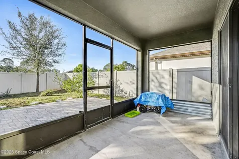 980 Dillard Drive SE Palm Bay FL 32909