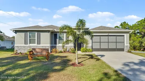 1835 Eugenia Court NW Palm Bay FL 32907