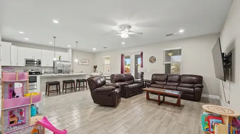 1835 Eugenia Court NW Palm Bay FL 32907