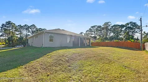 1835 Eugenia Court NW Palm Bay FL 32907