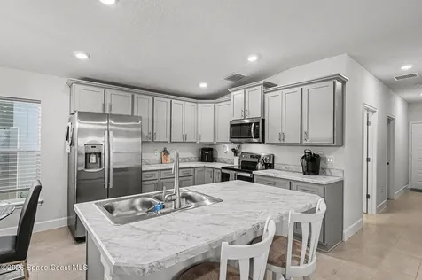 1180 Canfield Circle SE Palm Bay FL 32909