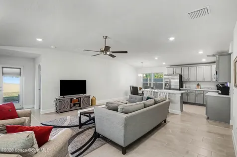1180 Canfield Circle SE Palm Bay FL 32909