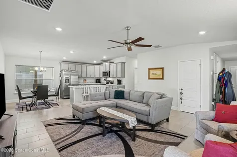 1180 Canfield Circle SE Palm Bay FL 32909