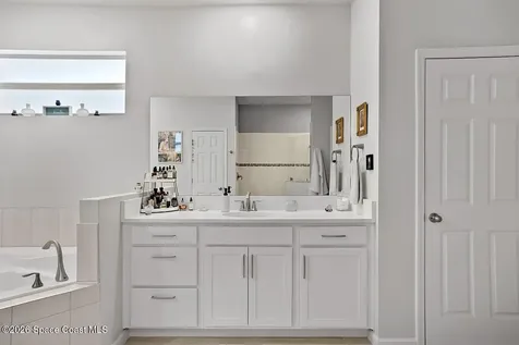 194 52nd Square Vero Beach FL 32968
