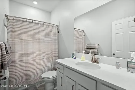 194 52nd Square Vero Beach FL 32968