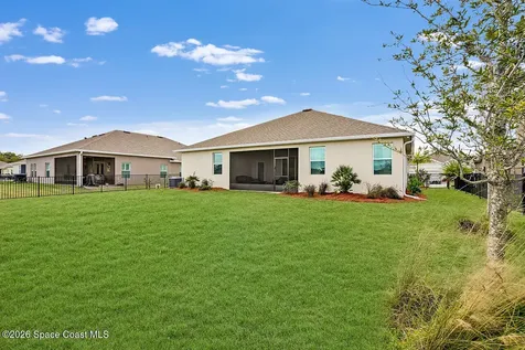 194 52nd Square Vero Beach FL 32968