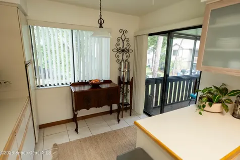 605 Saint Albans Court W Melbourne FL 32904