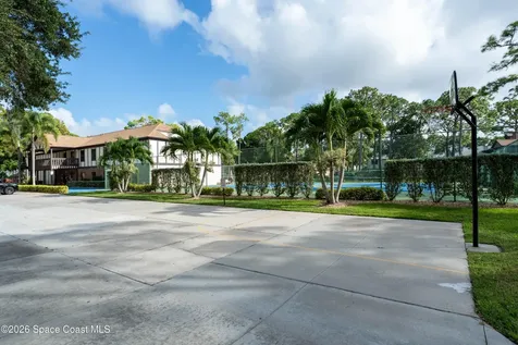 605 Saint Albans Court W Melbourne FL 32904