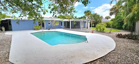 117 W Pasco Lane Cocoa Beach FL 32931
