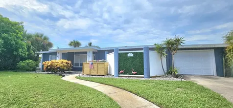 117 W Pasco Lane Cocoa Beach FL 32931