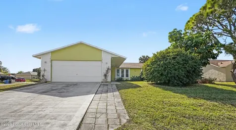 1820 Zaminder Street NW Palm Bay FL 32907