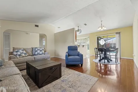 1820 Zaminder Street NW Palm Bay FL 32907