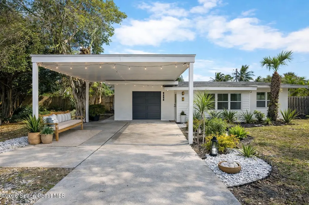2230 Sunset Avenue Indialantic FL 32903
