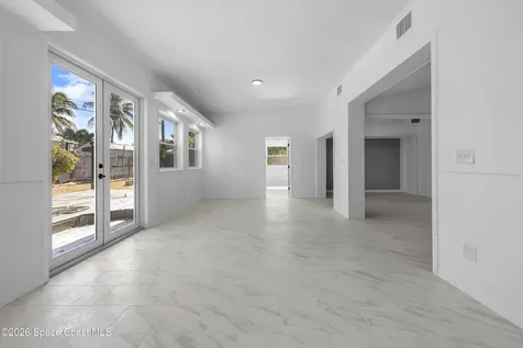 2230 Sunset Avenue Indialantic FL 32903