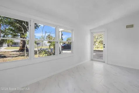 2230 Sunset Avenue Indialantic FL 32903