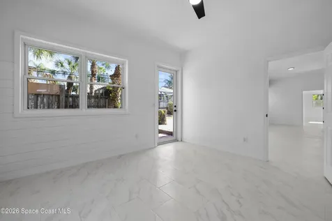 2230 Sunset Avenue Indialantic FL 32903