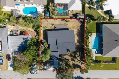 2230 Sunset Avenue Indialantic FL 32903