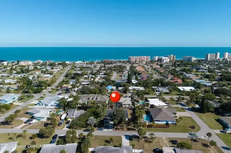 2230 Sunset Avenue Indialantic FL 32903